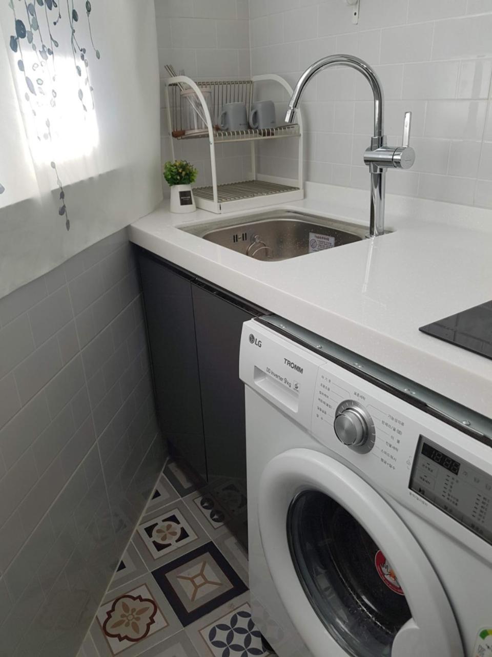 Y.Road 135 Otel Seul Dış mekan fotoğraf